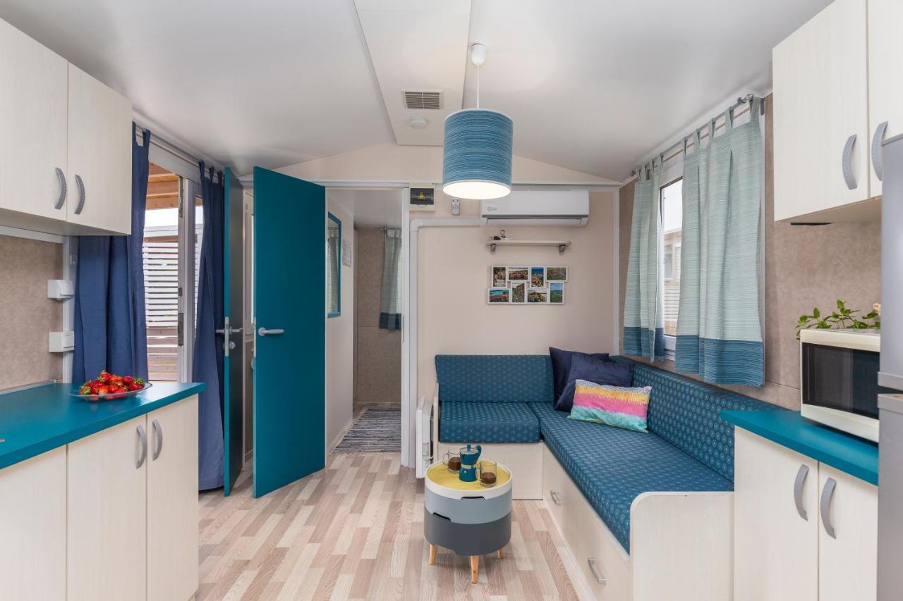 West Coast Mobilhome With Xxl Terrace Tar-Vabriga Exterior foto